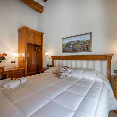 Palazzo Del Mercante Frühstückspension 4*