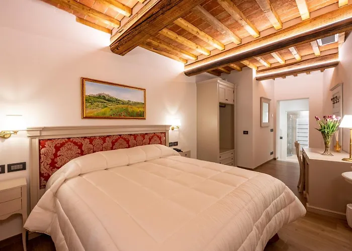Palazzo Del Mercante 4*