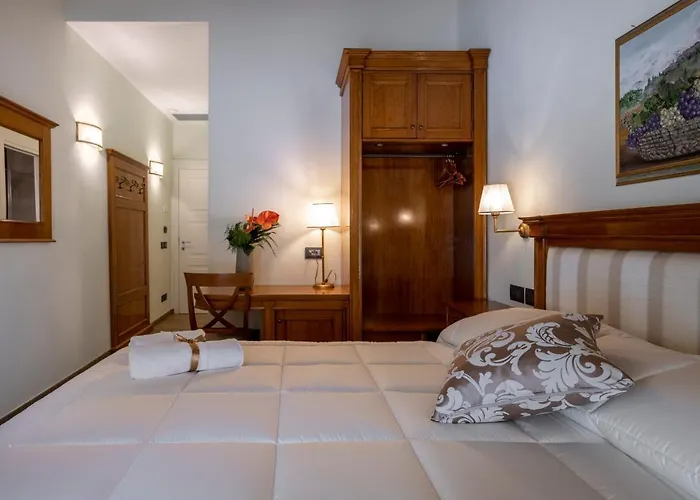 Palazzo Del Mercante 4*